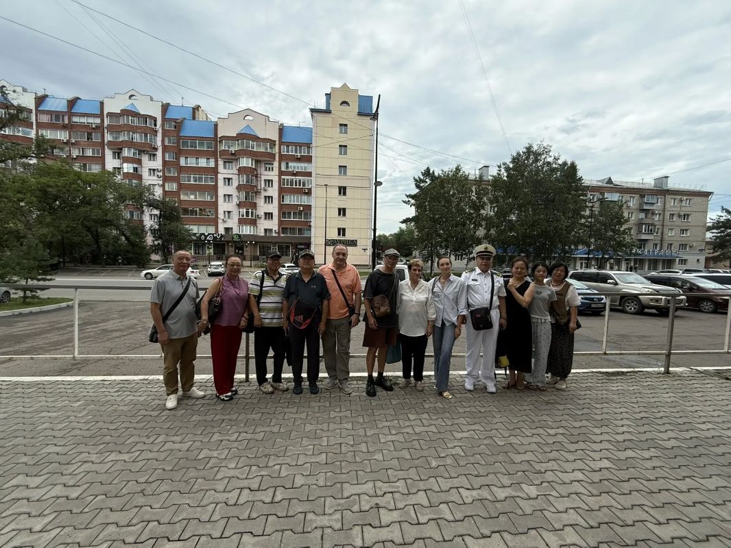 Ветераны Даляня прибыли в Приамурье: историческая память и подписание Меморандума о дружбе Ветераны Даляня прибыли в Приамурье: историческая память и подписание Меморандума о дружбе