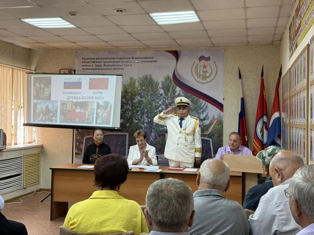 В Благовещенске впервые подписан меморандум о дружбе и сотрудничестве между ветеранскими организациями Приамурья и города Далянь В Благовещенске впервые подписан меморандум о дружбе и сотрудничестве между ветеранскими организациями Приамурья и города Далянь
