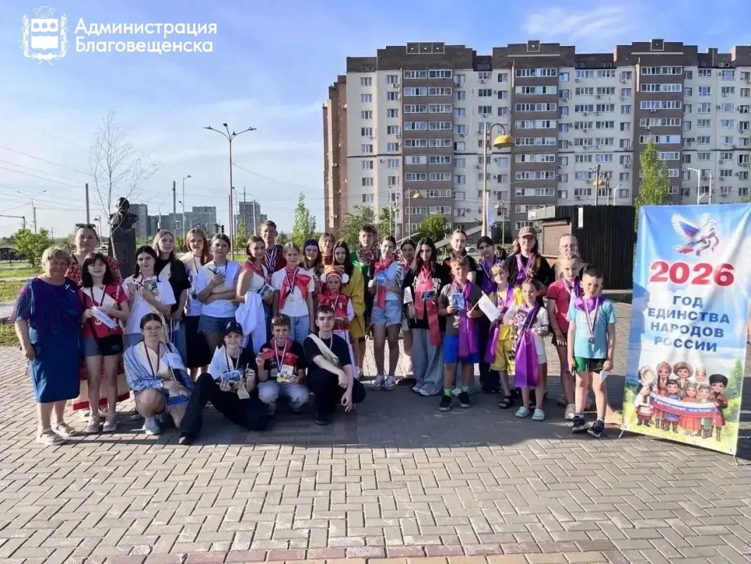 Благовещенская активистка организовывает яркие дворовые праздники благодаря муниципальному гранту Благовещенская активистка организовывает яркие дворовые праздники благодаря муниципальному гранту