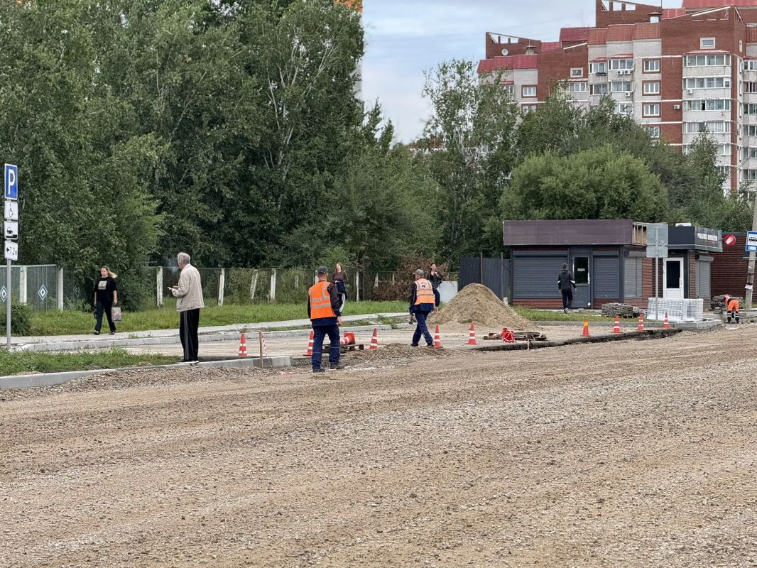 Традиционно начал рабочую неделю с объезда участков городских дорог, которые находятся в ремонте по президентскому нацпроекту «Инфраструктура для жизни» Традиционно начал рабочую неделю с объезда участков городских дорог, которые находятся в ремонте по президентскому нацпроекту «Инфраструктура для жизни»