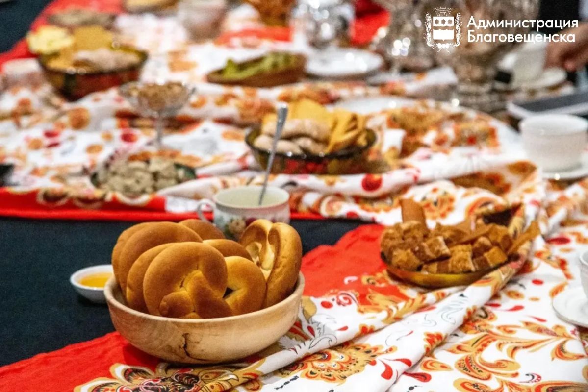 Молодёжь из Поднебесной знакомится с культурой России — в Благовещенске проходят международные обмены Молодёжь из Поднебесной знакомится с культурой России — в Благовещенске проходят международные обмены