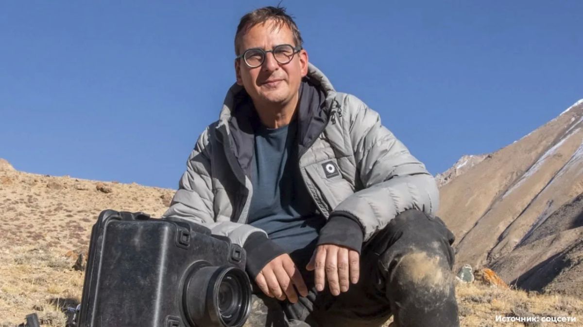 Амурский тигр «конфисковал» фотоловушку немецкого фотографа в Приморье Амурский тигр «конфисковал» фотоловушку немецкого фотографа в Приморье