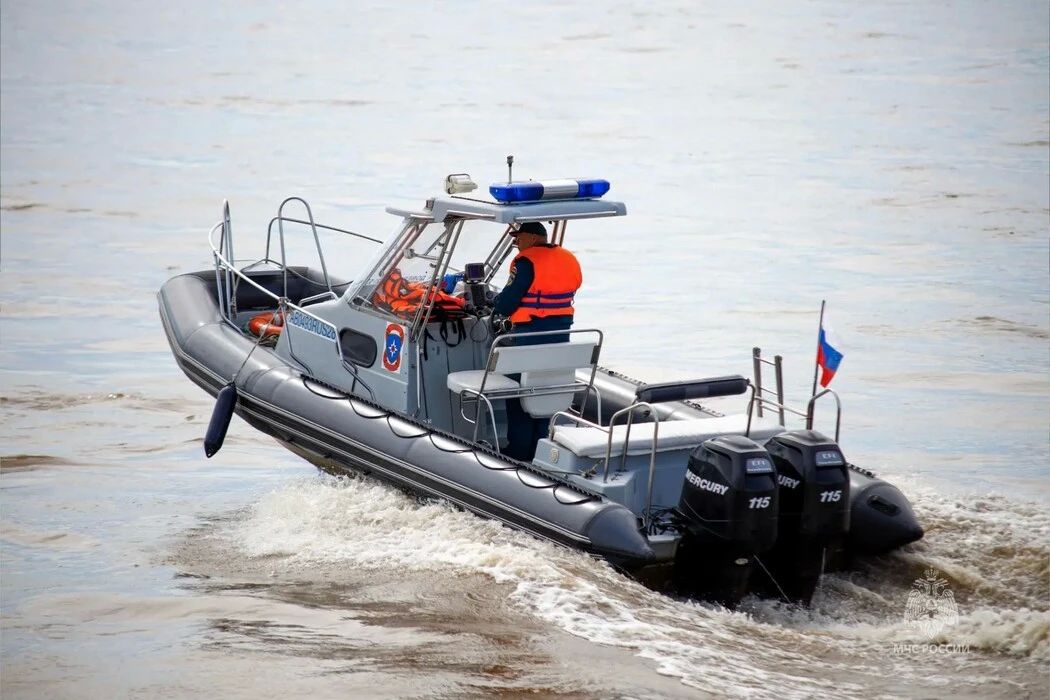 На Амуре прошли масштабные российско-китайские учения по ликвидации последствий чрезвычайной ситуации на воде На Амуре прошли масштабные российско-китайские учения по ликвидации последствий чрезвычайной ситуации на воде