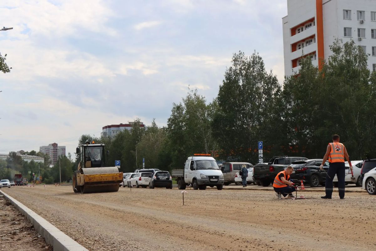 Перекрывать не будут В Благовещенске асфальтируют участок улицы, ведущий к Амурской областной клинической больнице Перекрывать не будут В Благовещенске асфальтируют участок улицы, ведущий к Амурской областной клинической больнице