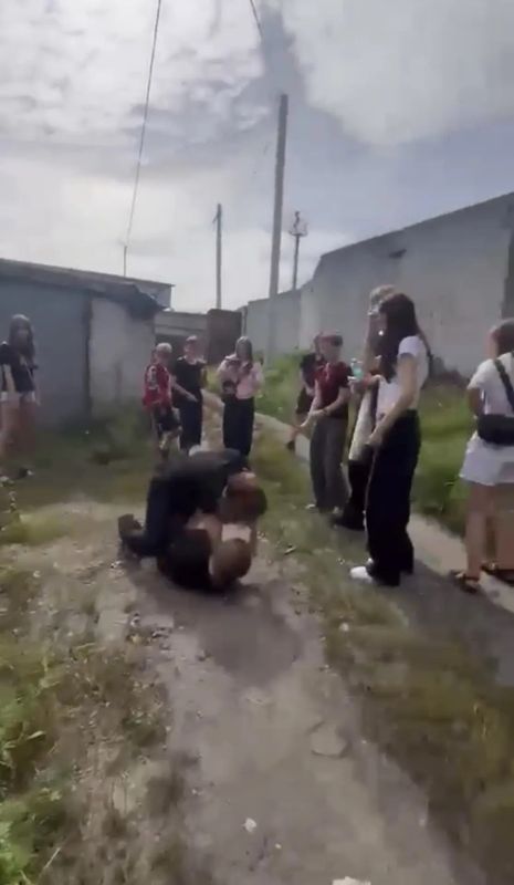 Полиция проводит проверку по факту драки подростков в Белогорске