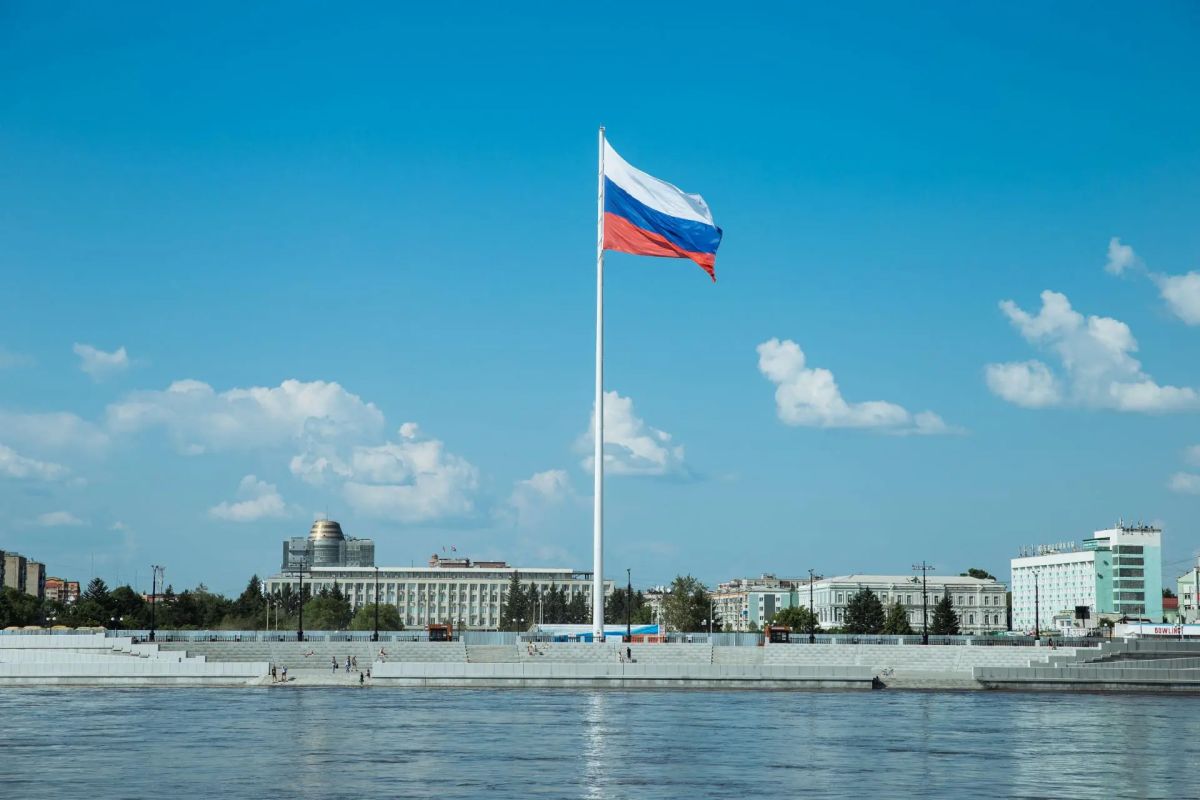 Василий Орлов: Уважаемые амурчане! Поздравляю вас с Днём государственного флага Российской Федерации! Василий Орлов: Уважаемые амурчане! Поздравляю вас с Днём государственного флага Российской Федерации!