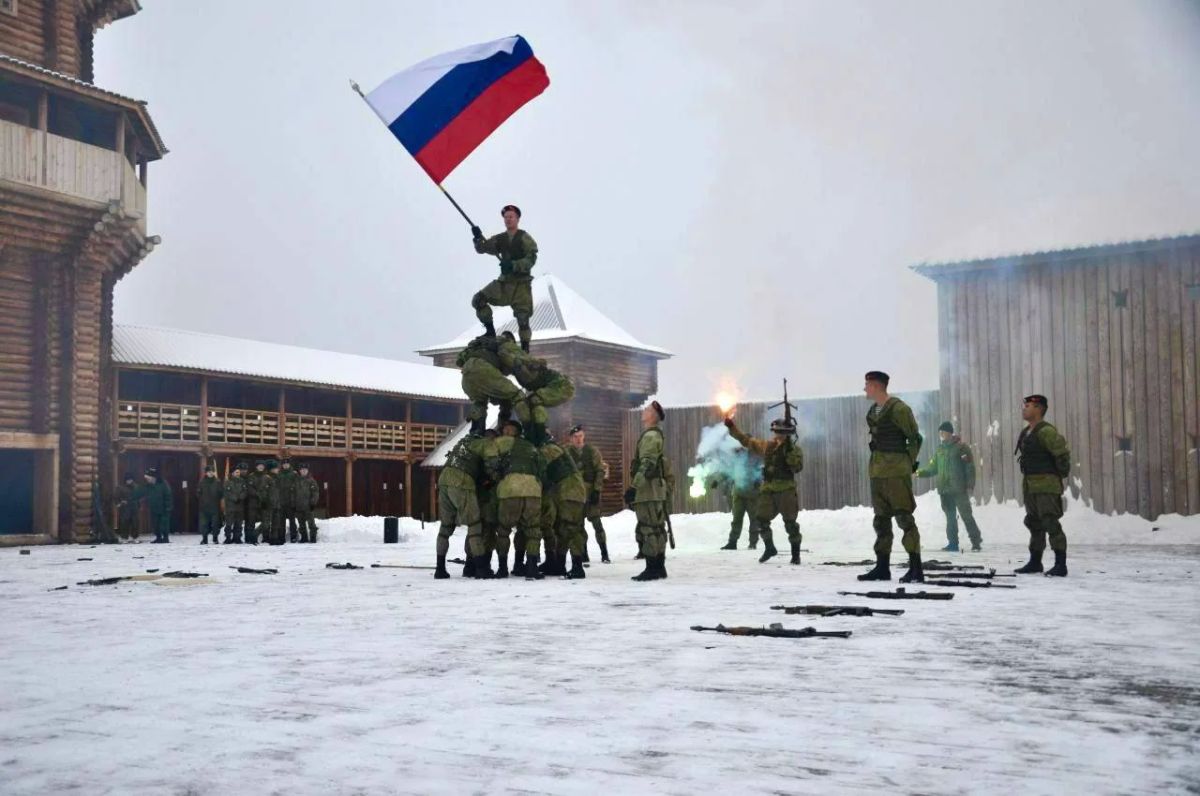 Друзья, сегодня — День Государственного флага России Друзья, сегодня — День Государственного флага России