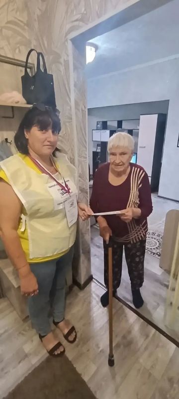 Встречают с улыбкой, провожают с гостинцами: как в Амурской области проходит адресное информирование о выборах Встречают с улыбкой, провожают с гостинцами: как в Амурской области проходит адресное информирование о выборах