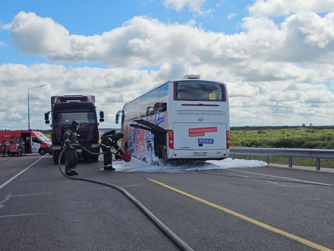 В Приамурье прошли масштабные учения на трассе «Подъезд к мостовому переходу через Амур» В Приамурье прошли масштабные учения на трассе «Подъезд к мостовому переходу через Амур»