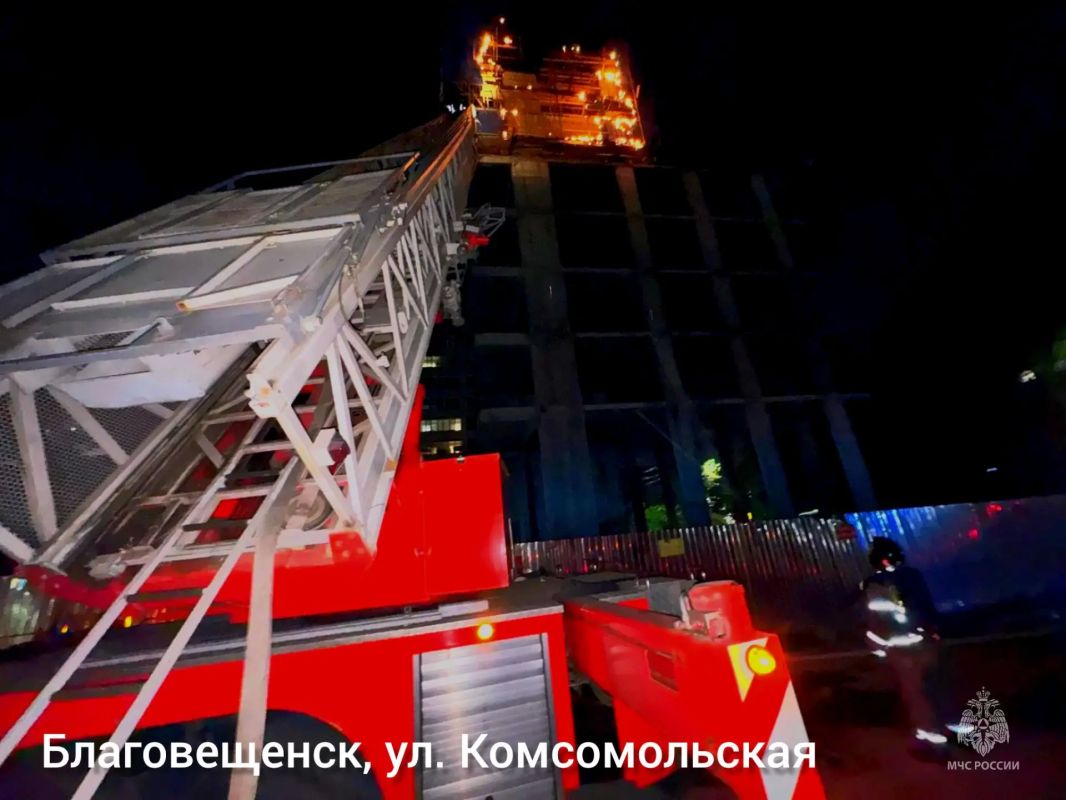 #СобытияМЧС28. В Амурской области за прошедшие сутки Потушено 4 пожара, 2 из них ликвидировали силы и средства МЧС России: в Прогрессе на ул. Горького горела кровля гаража #СобытияМЧС28. В Амурской области за прошедшие сутки Потушено 4 пожара, 2 из них ликвидировали силы и средства МЧС России: в Прогрессе на ул. Горького горела кровля гаража