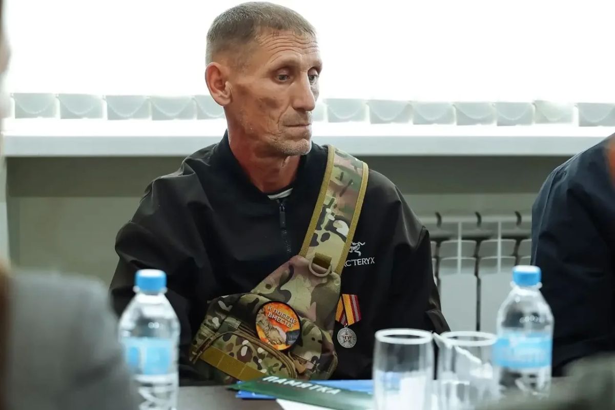 Василий Орлов: Встретился с участниками специальной военной операции и их родными в Завитинске Василий Орлов: Встретился с участниками специальной военной операции и их родными в Завитинске