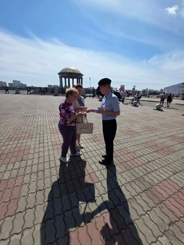 В Благовещенске полицейские обеспечили правопорядок на международном гастрономическом фестивале «Берега вкуса» В Благовещенске полицейские обеспечили правопорядок на международном гастрономическом фестивале «Берега вкуса»