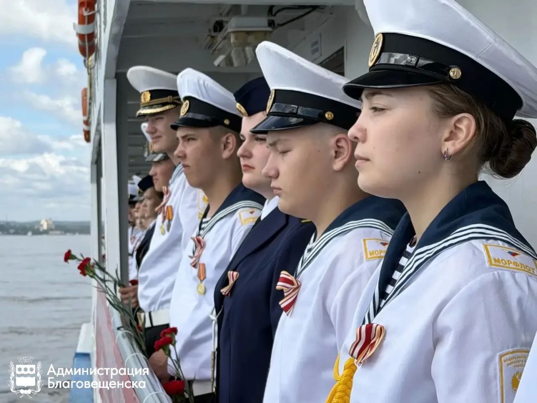Россия и Китай вместе почтили память Героев Россия и Китай вместе почтили память Героев