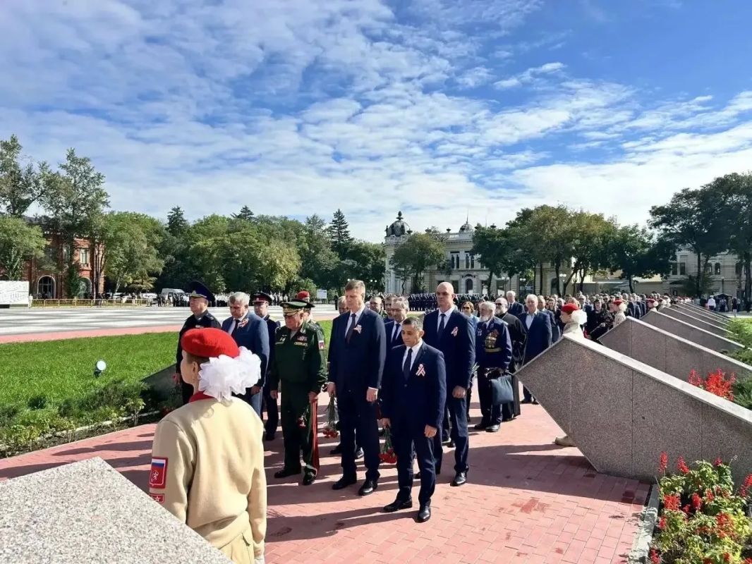 В Благовещенске зажгли Вечный огонь: в мероприятии, посвящённом годовщине окончания Второй мировой войны, участвовала Светлана Яковлева В Благовещенске зажгли Вечный огонь: в мероприятии, посвящённом годовщине окончания Второй мировой войны, участвовала Светлана Яковлева