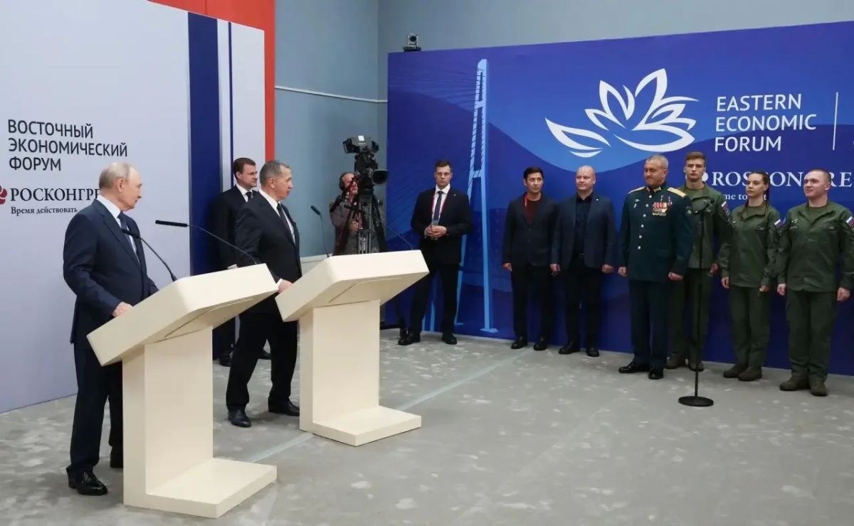 Василий Орлов: Президент России Владимир Владимирович Путин дал старт работе филиала Центра «ВОИН» в Амурской области в рамках ВЭФ Василий Орлов: Президент России Владимир Владимирович Путин дал старт работе филиала Центра «ВОИН» в Амурской области в рамках ВЭФ