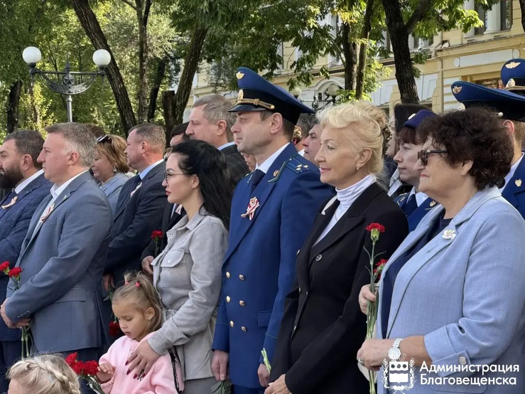 Олег Имамеев: «Теперь символ памяти о наших героях будет гореть непрерывно» Олег Имамеев: «Теперь символ памяти о наших героях будет гореть непрерывно»