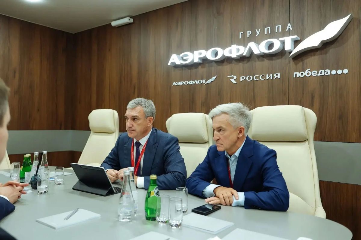 Авиакомпания «Россия» будет знакомить пассажиров с красотами Приамурья Авиакомпания «Россия» будет знакомить пассажиров с красотами Приамурья
