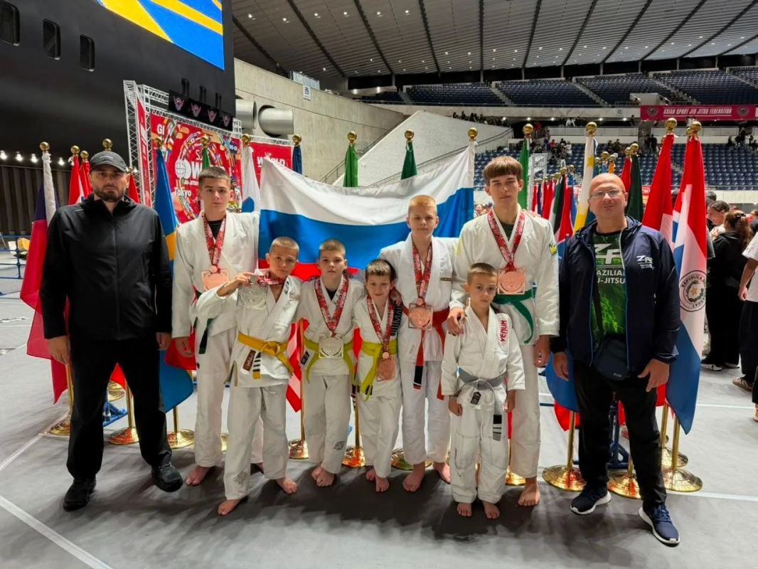 Амурчане произвели фурор на чемпионате мира по бразильскому джиу-джитсу Амурчане произвели фурор на чемпионате мира по бразильскому джиу-джитсу