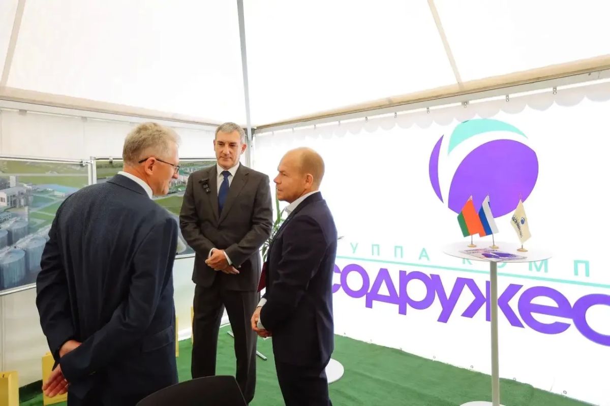 Василий Орлов: Открыли «АмурАгроФорум»! Главное аграрное событие региона в этом году собрало более 5 тысяч участников Василий Орлов: Открыли «АмурАгроФорум»! Главное аграрное событие региона в этом году собрало более 5 тысяч участников