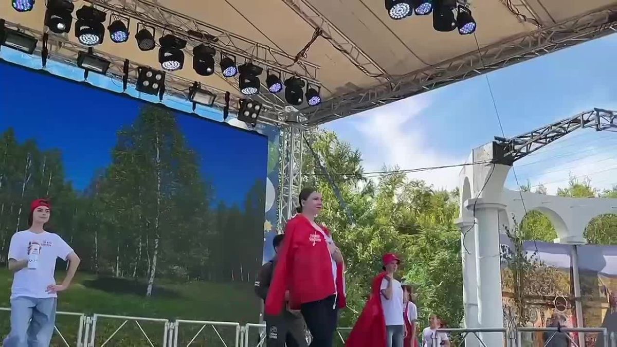Где вкус тайги встречается с любовью к родному краю: в Зее в 5 раз прошла «Таёжная брусничка»