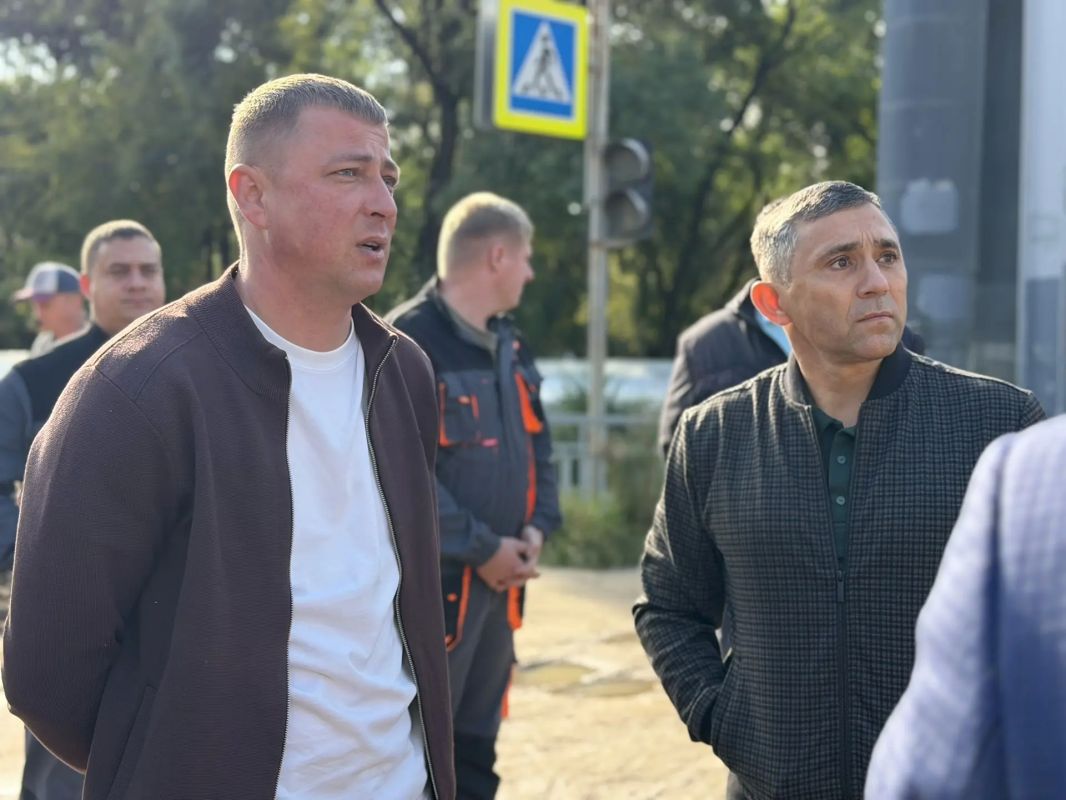 По понедельникам продолжаем выездные совещания на участках дорог, которые обновляем по президентскому нацпроекту «Инфраструктура для жизни» По понедельникам продолжаем выездные совещания на участках дорог, которые обновляем по президентскому нацпроекту «Инфраструктура для жизни»