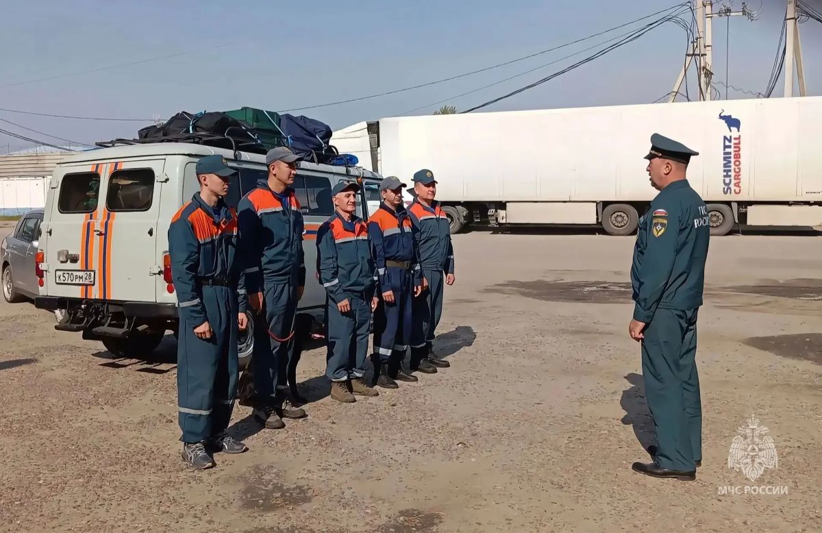 Спасатели МЧС Амурской области отправились на поиски потерявшихся рыбаков Спасатели МЧС Амурской области отправились на поиски потерявшихся рыбаков