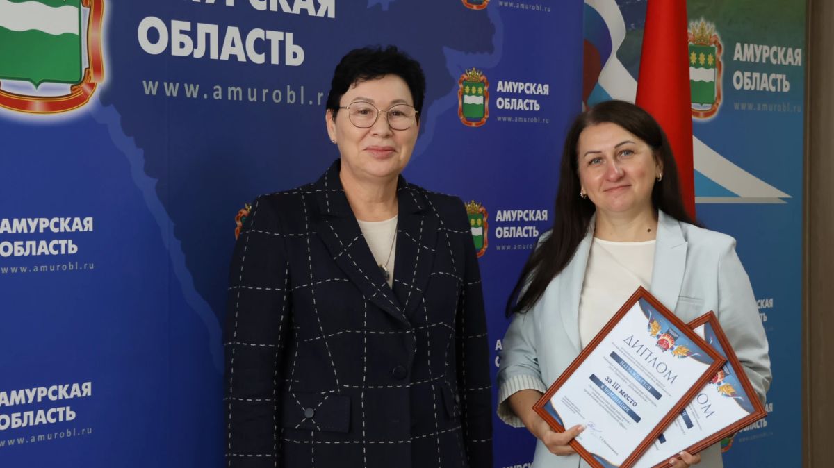 В региональном правительстве обсудили меры поддержки семей с детьми и ветеранов СВО и отметили лучшие социальные практики предприятий В региональном правительстве обсудили меры поддержки семей с детьми и ветеранов СВО и отметили лучшие социальные практики предприятий