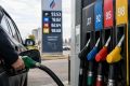Средняя цена бензина в Амурской области превысила 80 рублей за литр