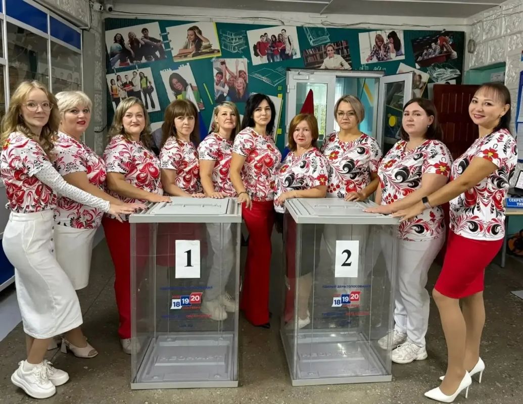Голосование стартовало: первые избиратели Амурской области заполнили бюллетени Голосование стартовало: первые избиратели Амурской области заполнили бюллетени