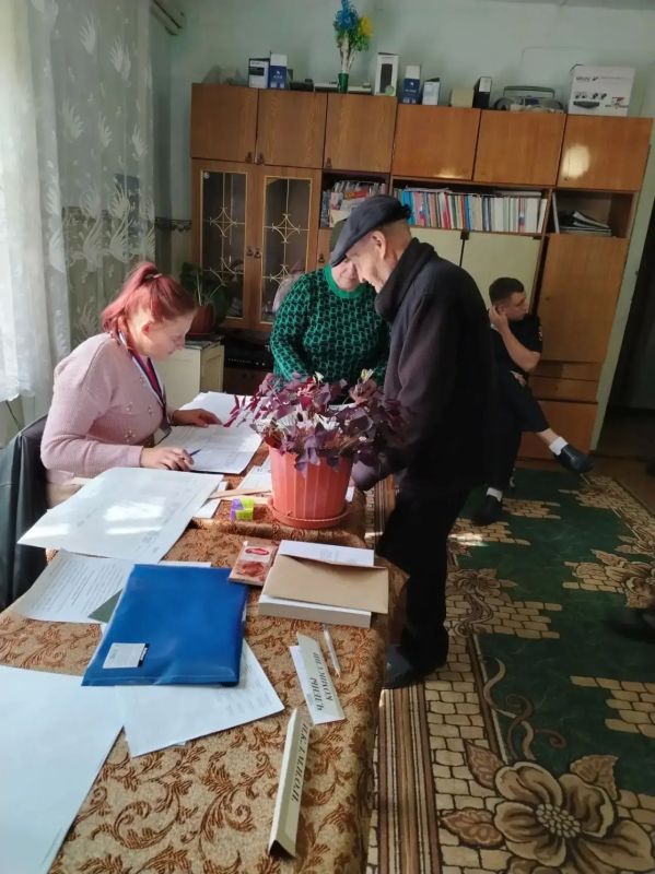 Третий день голосования в Амурской области начался: все участки открыты Третий день голосования в Амурской области начался: все участки открыты