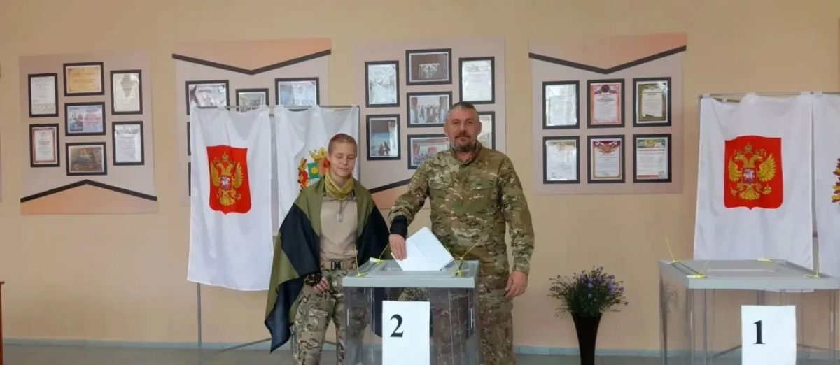 Более половины избирателей Амурской области сделали свой выбор Публикуем явку на 18:00 На избирательные участки пришли уже 319 630 избирателей - это 52,94% от общего количества в регионе Более половины избирателей Амурской области сделали свой выбор Публикуем явку на 18:00 На избирательные участки пришли уже 319 630 избирателей - это 52,94% от общего количества в регионе