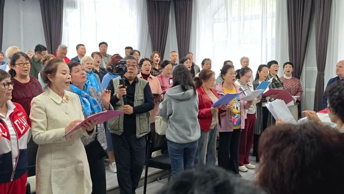 «Активное долголетие на Амуре»: амурские пенсионеры побывали в Китае «Активное долголетие на Амуре»: амурские пенсионеры побывали в Китае
