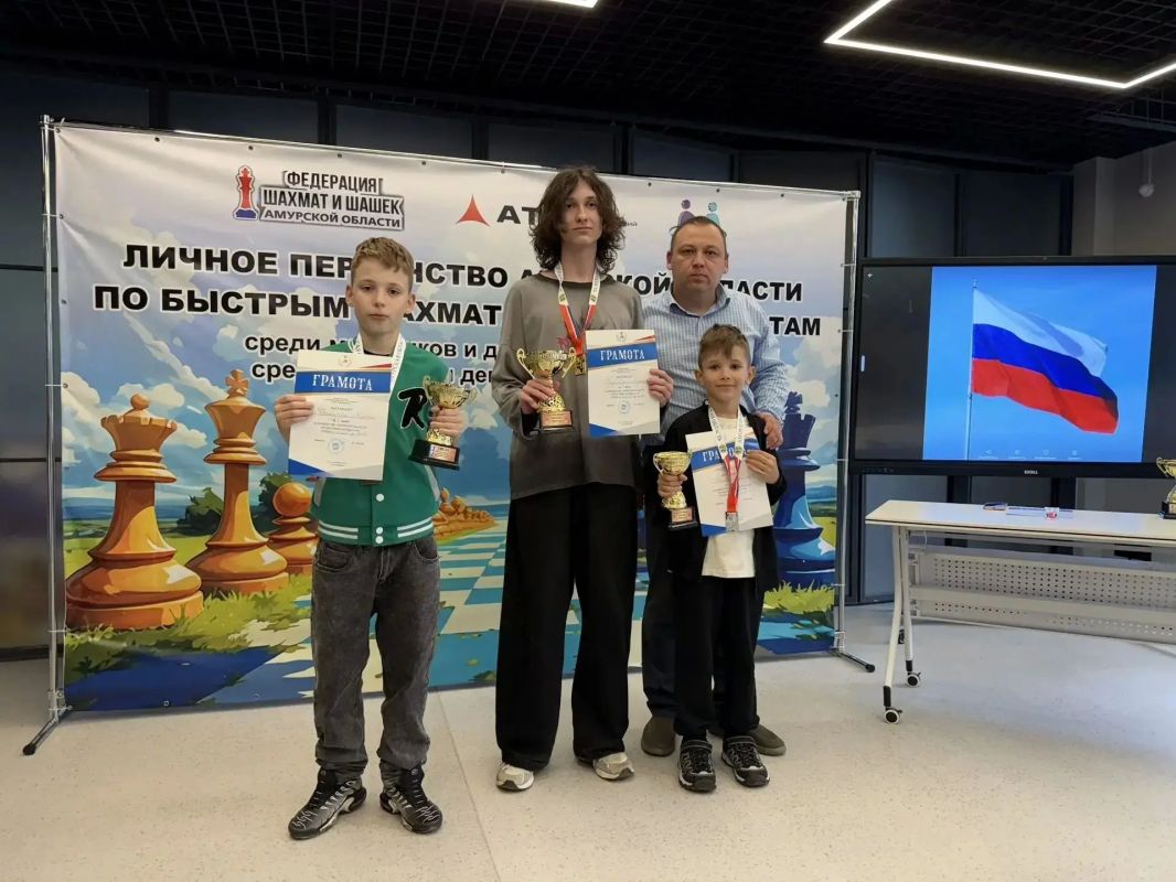 Новый сезон — новые победы! В Благовещенске прошло личное первенство Приамурья по быстрым шахматам и блицу Новый сезон — новые победы! В Благовещенске прошло личное первенство Приамурья по быстрым шахматам и блицу