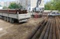 Рабочие демонтируют старые теплосети и укладывают новые трубы в микрорайоне Благовещенска