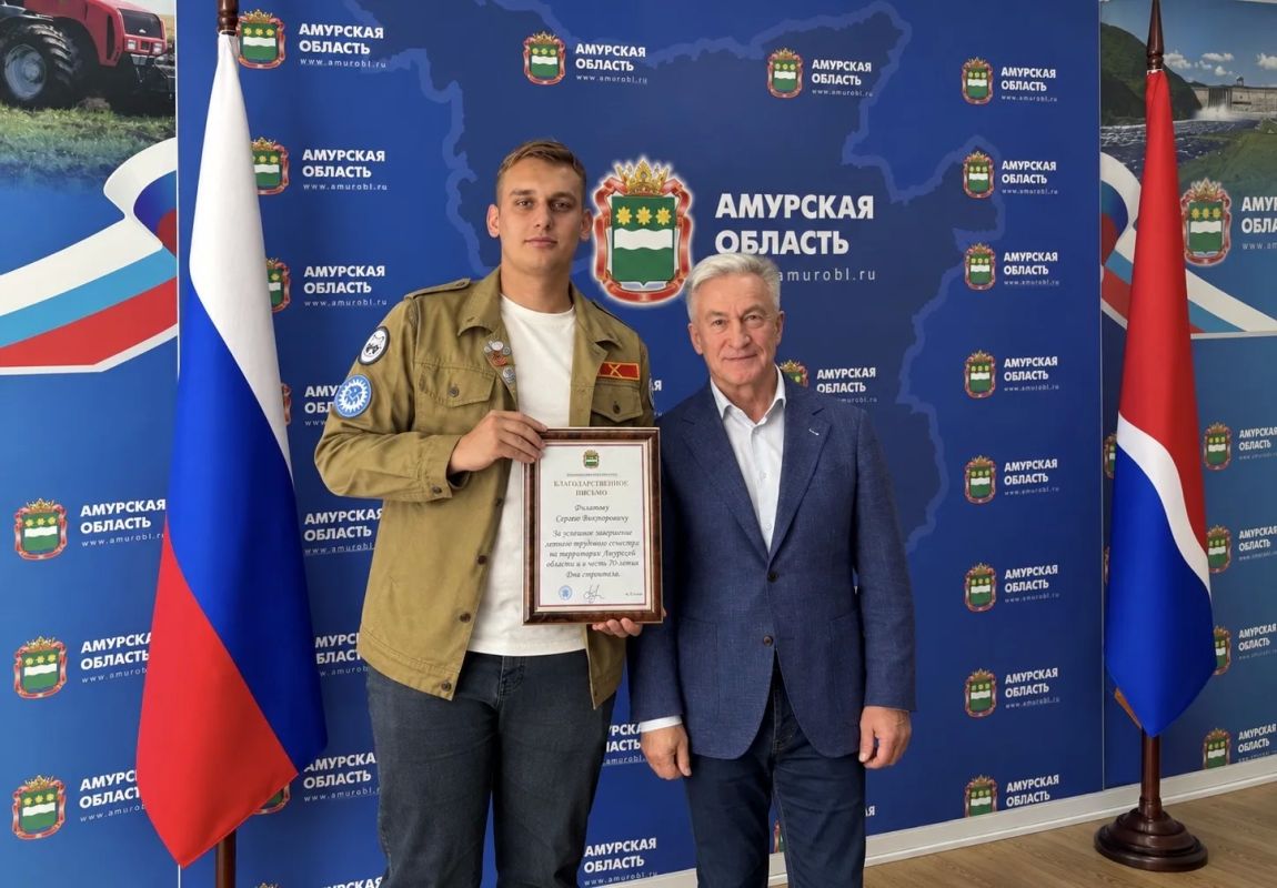 Стройка как старт карьеры: Павел Матюхин встретился с амурскими студотрядовцами Стройка как старт карьеры: Павел Матюхин встретился с амурскими студотрядовцами