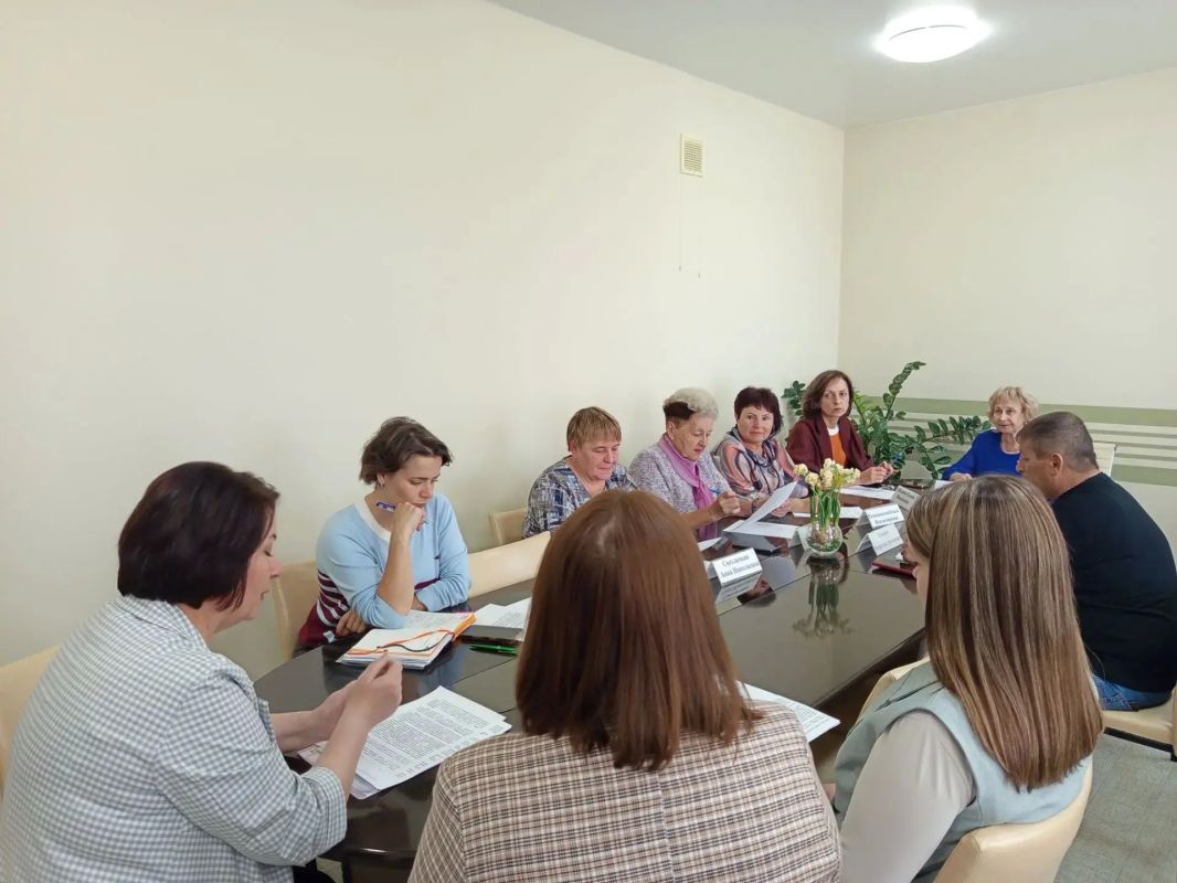 В министерстве социальной защиты населения Амурской области состоялось очередное заседание Общественного совета В министерстве социальной защиты населения Амурской области состоялось очередное заседание Общественного совета