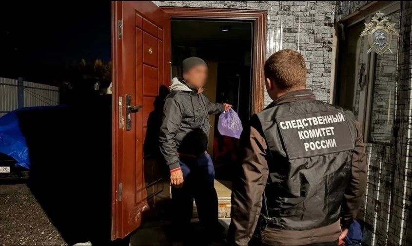 В Тынде задержали иностранца, пытавшегося подкупить сотрудника военкомата