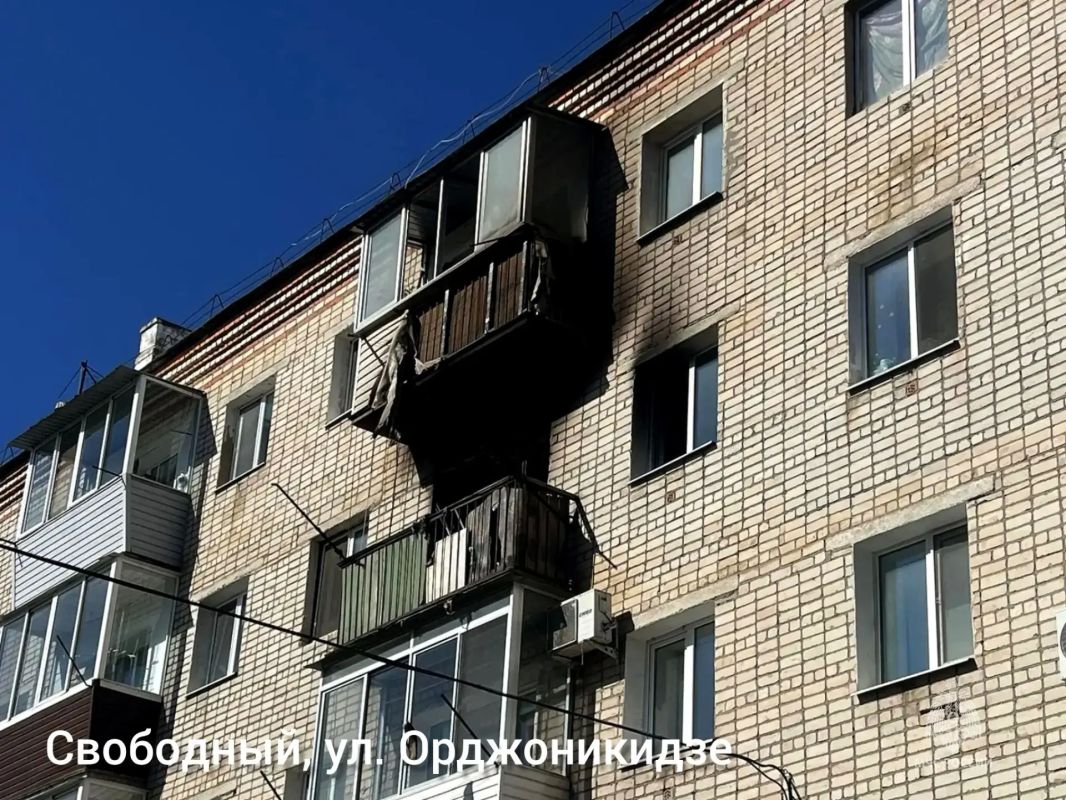 #СобытияМЧС28. В Амурской области за прошедшие сутки Потушено 9 пожаров, на все привлекались силы и средства МЧС России: в Свободном на ул. Орджоникидзе горела комната в квартире 5-этажного жилого дома #СобытияМЧС28. В Амурской области за прошедшие сутки Потушено 9 пожаров, на все привлекались силы и средства МЧС России: в Свободном на ул. Орджоникидзе горела комната в квартире 5-этажного жилого дома