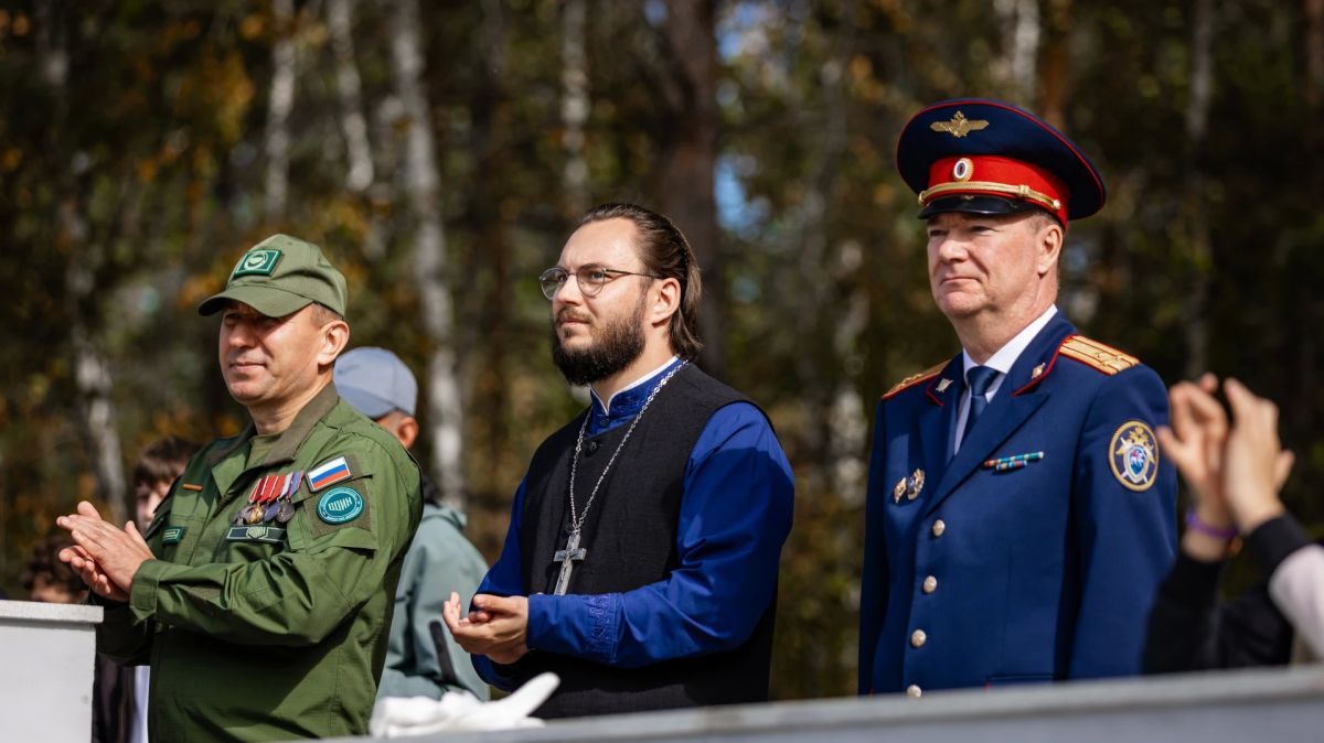 В Приамурье учащиеся профильных классов Следственного комитета России приняли присягу кадета В Приамурье учащиеся профильных классов Следственного комитета России приняли присягу кадета