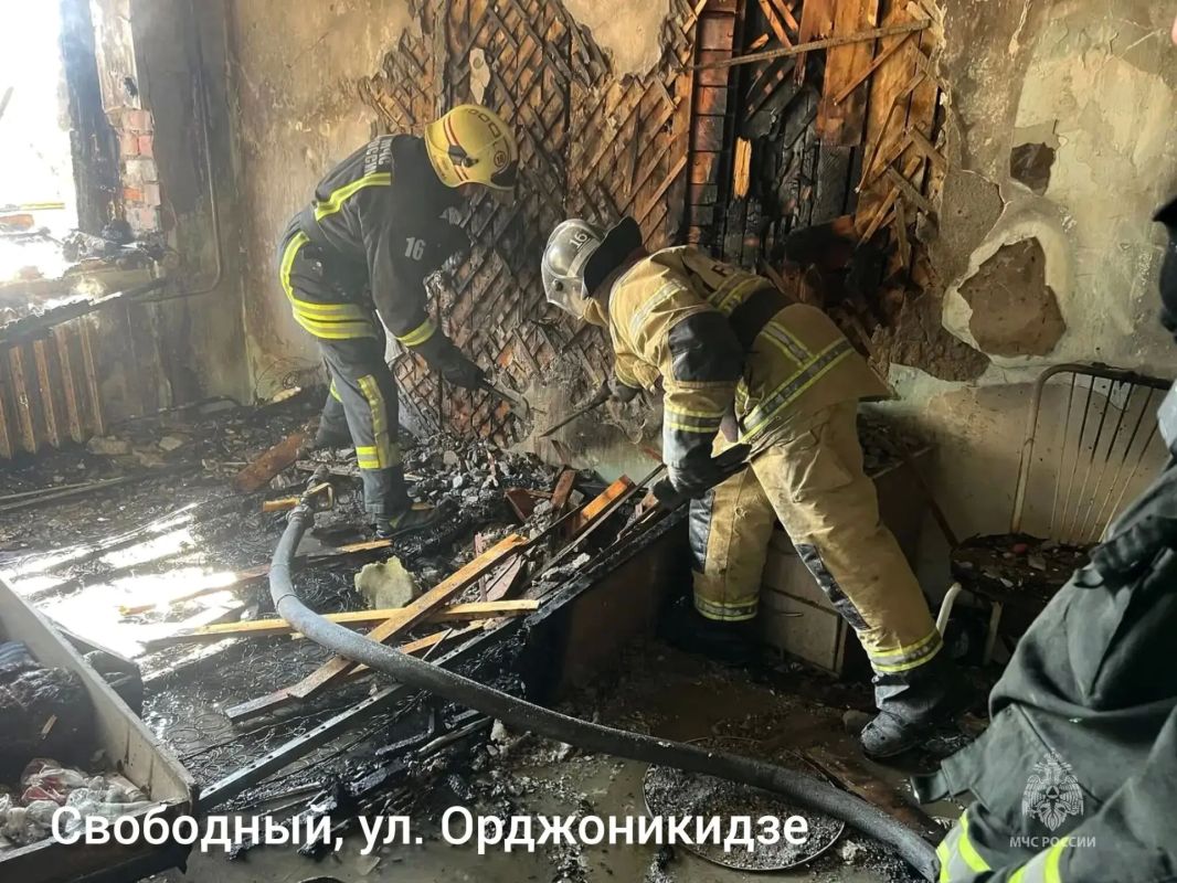 #СобытияМЧС28. В Амурской области за прошедшие сутки Потушено 9 пожаров, на все привлекались силы и средства МЧС России: в Свободном на ул. Орджоникидзе горела комната в квартире 5-этажного жилого дома #СобытияМЧС28. В Амурской области за прошедшие сутки Потушено 9 пожаров, на все привлекались силы и средства МЧС России: в Свободном на ул. Орджоникидзе горела комната в квартире 5-этажного жилого дома