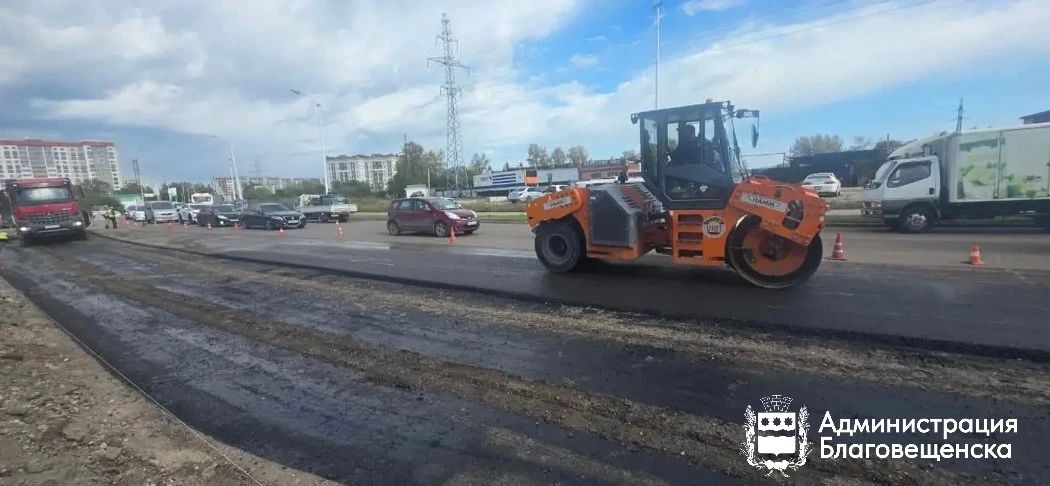 В Благовещенске во время ямочного ремонта обновили 85 тысяч квадратных метров асфальта В Благовещенске во время ямочного ремонта обновили 85 тысяч квадратных метров асфальта