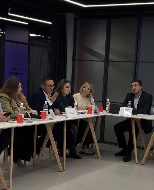Благовещенской молодежи помогают искать работу и место для практики Благовещенской молодежи помогают искать работу и место для практики