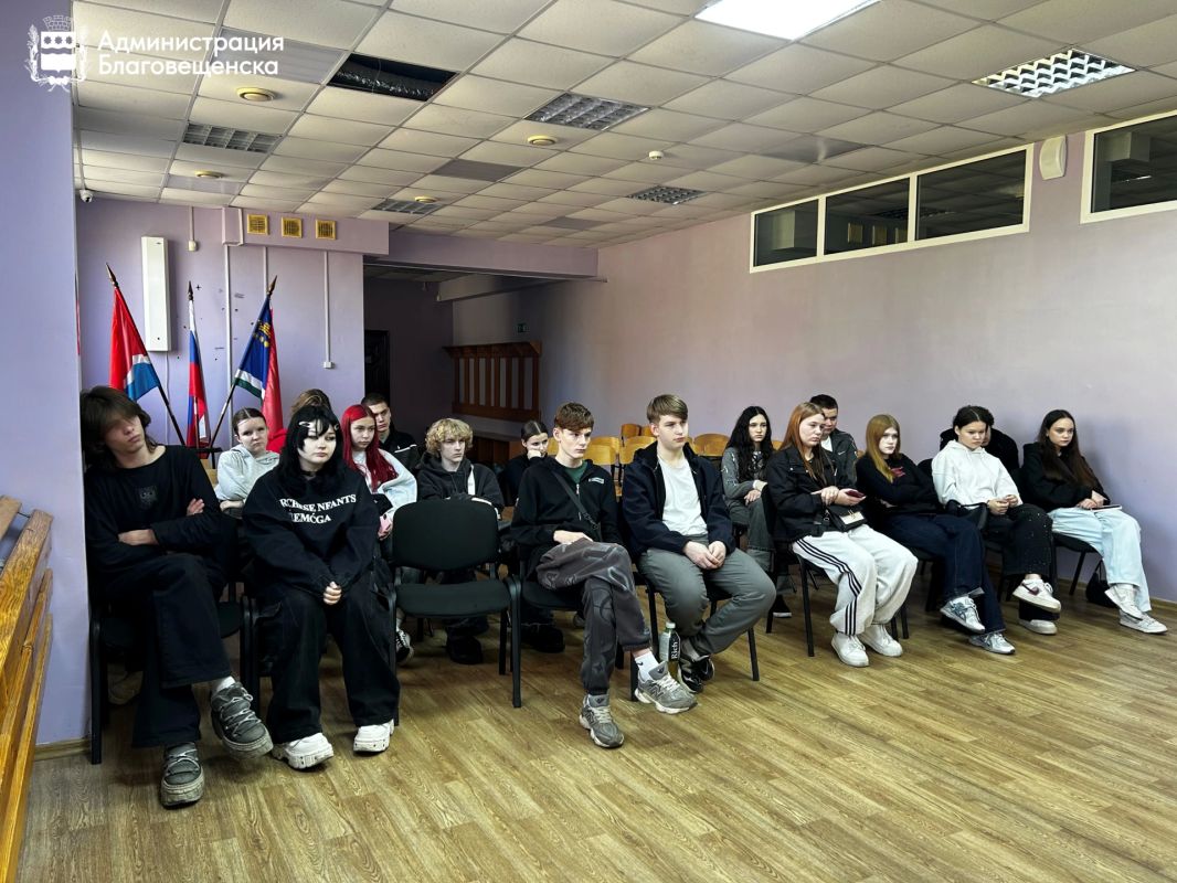 «Благовещенск — мой город!»: первокурсников городских колледжей и университетов познакомили с молодёжными пространствами «Благовещенск — мой город!»: первокурсников городских колледжей и университетов познакомили с молодёжными пространствами