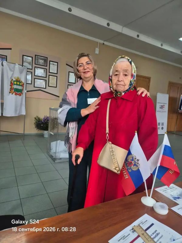 Амуризбирком поздравляет ветеранов системы и избирателей старшего поколения с Международным днем пожилых людей!