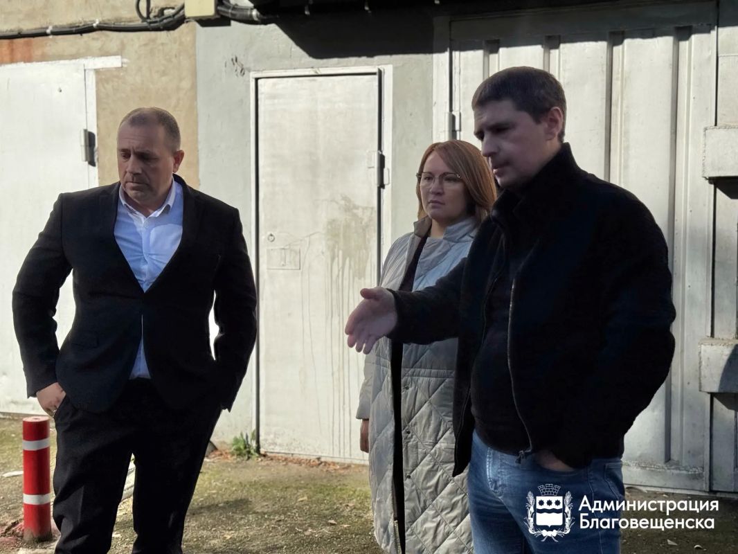 В Благовещенске провели мониторинг контейнерных площадок В Благовещенске провели мониторинг контейнерных площадок