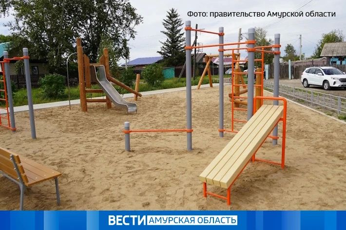 В Свободном вместо пустыря появилась площадка для игр и спорта