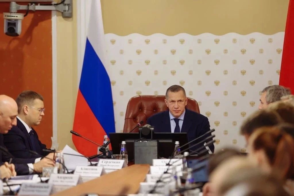 Василий Орлов: Совещание о ходе реализации инвестиционных проектов в Амурской области состоялось под руководством заместителя председателя правительства РФ – полномочного представителя президента России в ДФО Юрия Петровича... Василий Орлов: Совещание о ходе реализации инвестиционных проектов в Амурской области состоялось под руководством заместителя председателя правительства РФ – полномочного представителя президента России в ДФО Юрия Петровича...