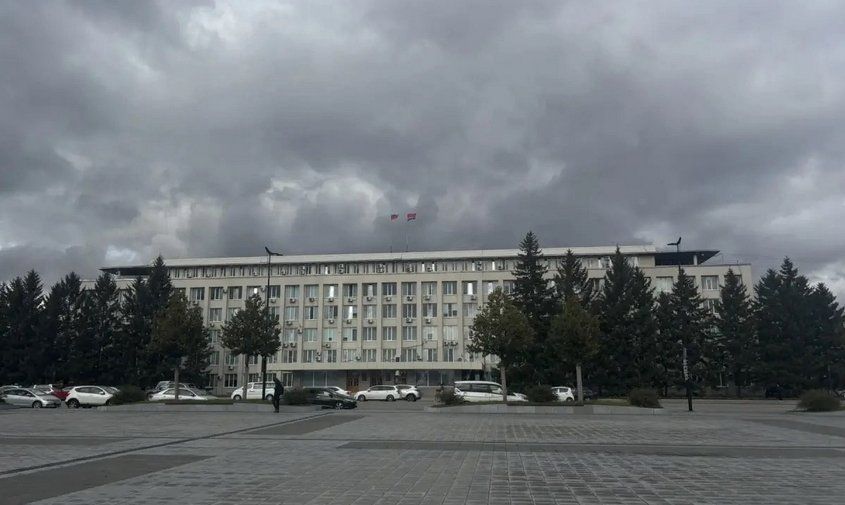 Как ранее писала «Амурская служба новостей», по данным Амурского ЦГМС, во вторник, 6 октября, в Благовещенске усилится ветер