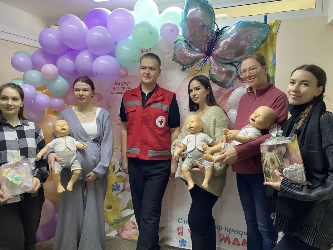 В женских консультациях Благовещенска прошел по-настоящему душевный праздник для будущих мам В женских консультациях Благовещенска прошел по-настоящему душевный праздник для будущих мам