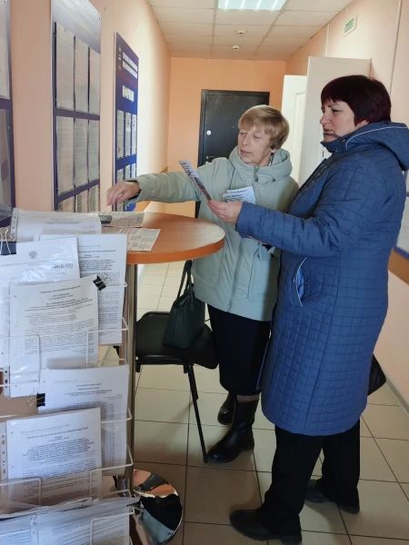 Общественники проверили работу подразделений полиции в Октябрьском и Ромненском округах Общественники проверили работу подразделений полиции в Октябрьском и Ромненском округах